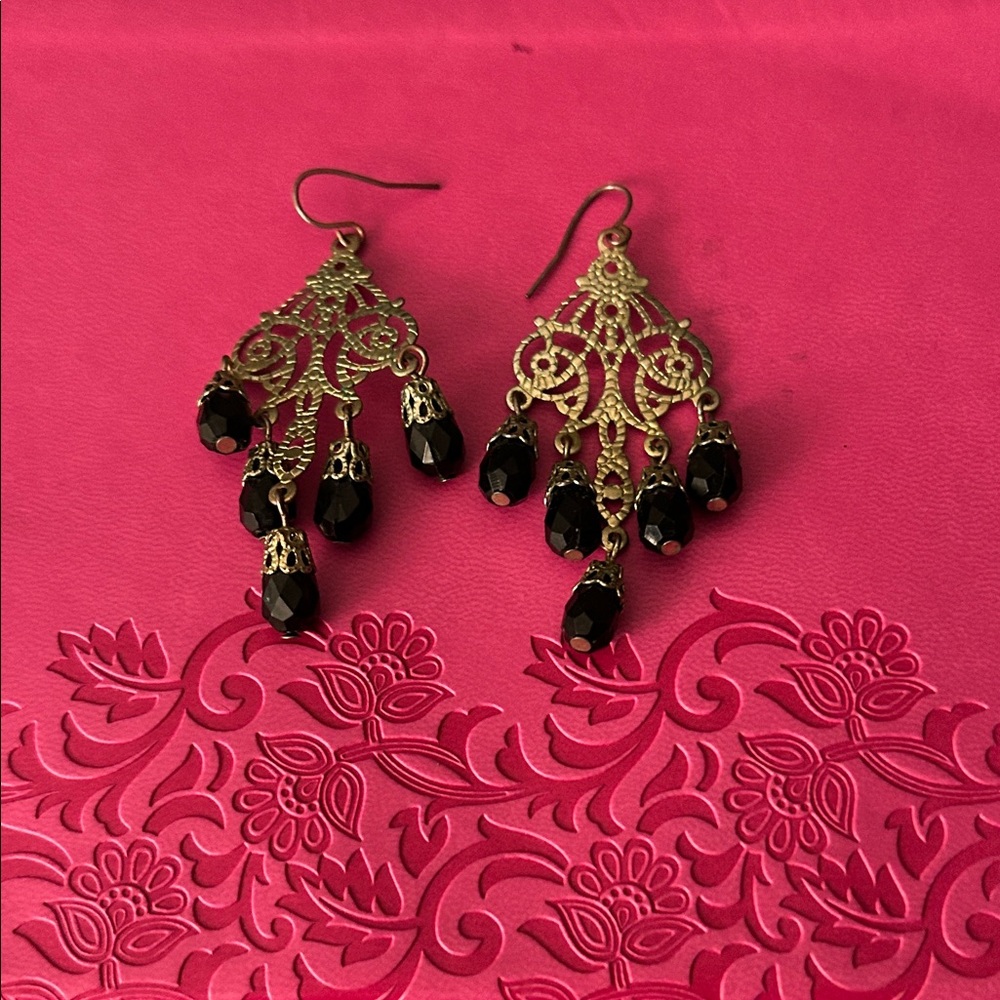 Elegant Gold and Black Chandelier Earrings
